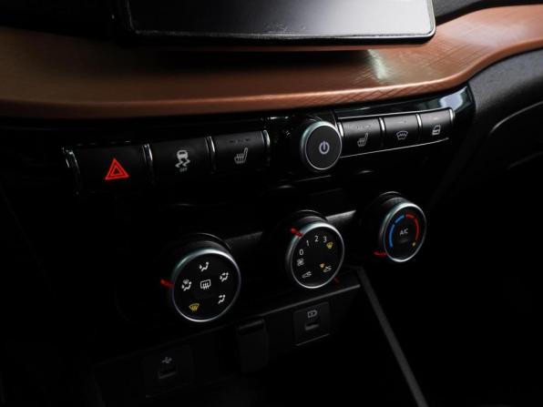 Lada (ВАЗ) Vesta I Рестайлинг (NG) с пробегом 2025 года, цена 1 649 000 рублей, 22801 км, универсал, Автокод Объявления