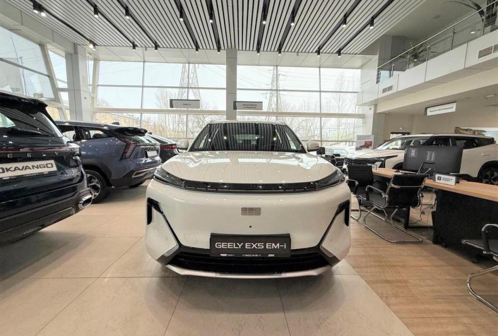 Geely EX5 EM-i Саратов  - изображение 1