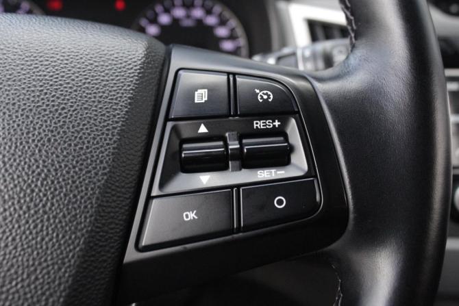 Hyundai Creta I с пробегом 2017 года, цена 1 795 000 рублей, 128400 км, внедорожник, Автокод Объявления