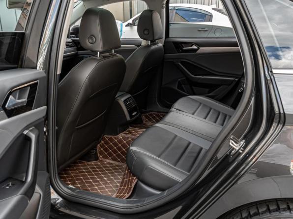 Volkswagen Sagitar III с пробегом 2020 года, цена 2 195 000 рублей, 51094 км, седан, Автокод Объявления