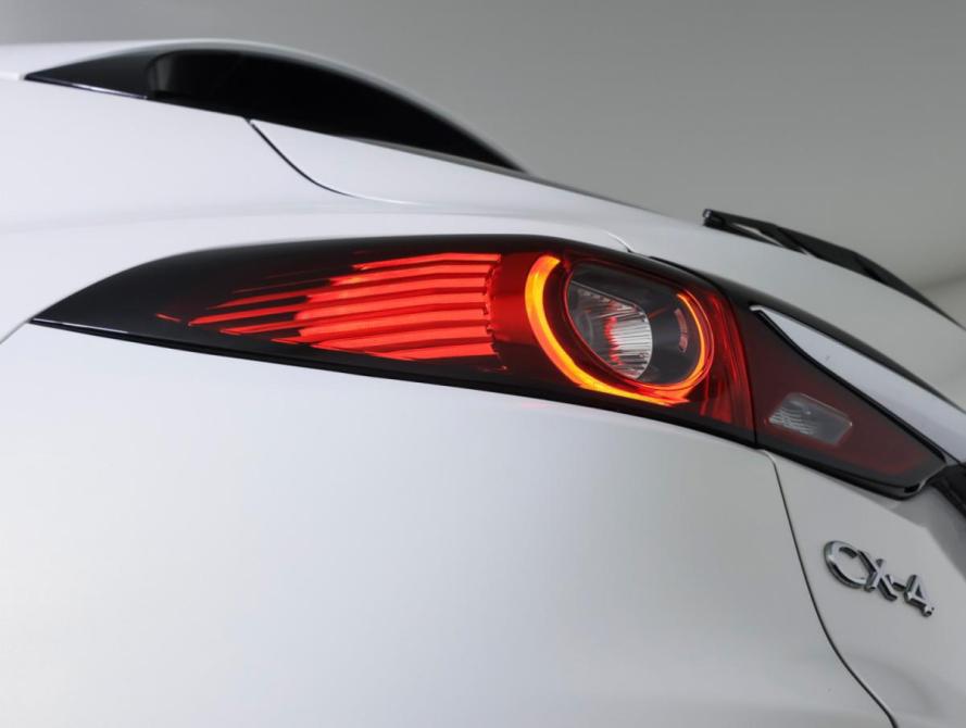 Mazda CX-4 I Рестайлинг Москва  - изображение 21