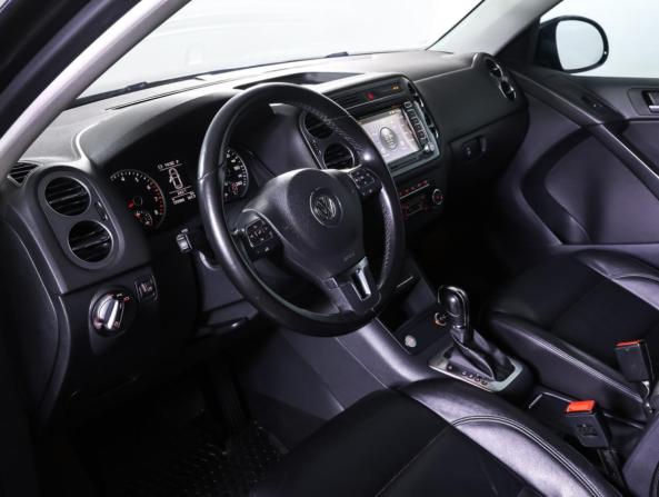 Volkswagen Tiguan I Рестайлинг с пробегом 2014 года, цена 1 196 000 рублей, 193900 км, внедорожник, Автокод Объявления
