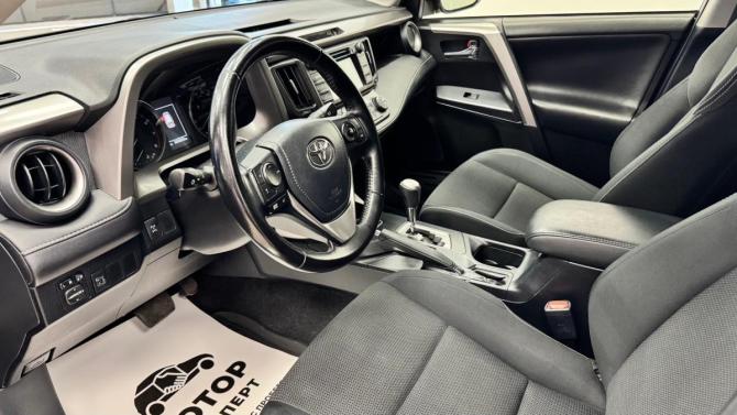Toyota RAV4 IV (XA40) с пробегом 2015 года, цена 1 950 000 рублей, 205092 км, внедорожник, Автокод Объявления