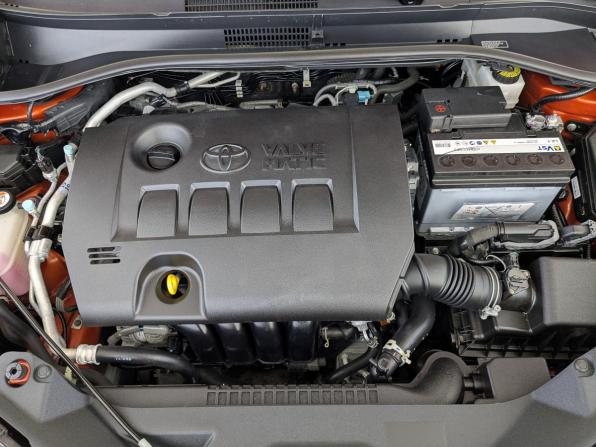 Toyota C-HR I Рестайлинг с пробегом 2021 года, цена 2 550 000 рублей, 56106 км, внедорожник, Автокод Объявления