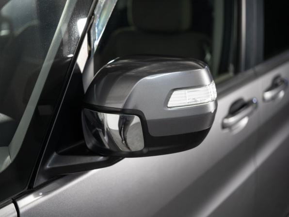 Honda Stepwgn V Рестайлинг с пробегом 2019 года, цена 1 950 000 рублей, 91286 км, минивэн, Автокод Объявления