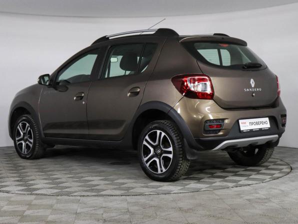 Renault Sandero II Рестайлинг с пробегом 2022 года, цена 1 220 000 рублей, 65947 км, хэтчбек, Автокод Объявления