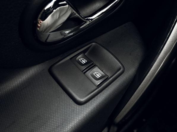 Renault Sandero II Рестайлинг с пробегом 2021 года, цена 1 349 000 рублей, 59819 км, хэтчбек, Автокод Объявления