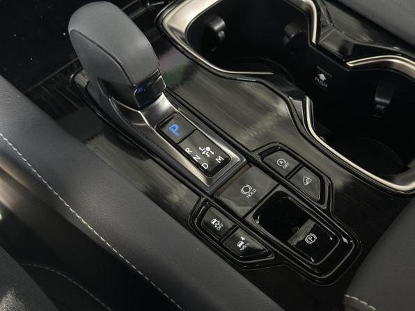 Lexus RX V с пробегом 2023 года, цена 8 930 000 рублей, 3355 км, внедорожник, Автокод Объявления
