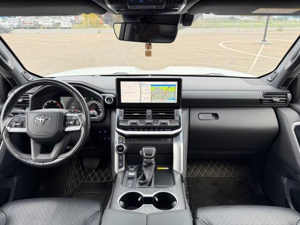 Toyota Land Cruiser 300 Series с пробегом 2022 года, цена 8 200 000 рублей, 71215 км, внедорожник, Автокод Объявления
