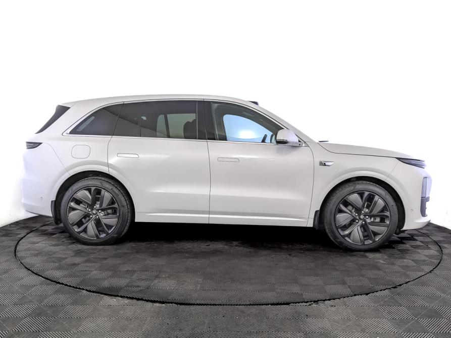 Li Auto (Lixiang) L6 Москва  - изображение 4