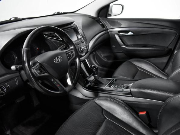 Hyundai i40 I Рестайлинг с пробегом 2015 года, цена 1 310 000 рублей, 127760 км, седан, Автокод Объявления