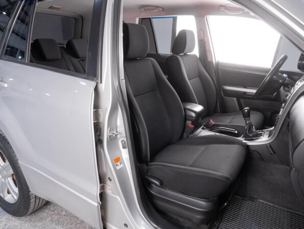 Suzuki Grand Vitara II с пробегом 2007 года, цена 999 000 рублей, 245118 км, внедорожник, Автокод Объявления