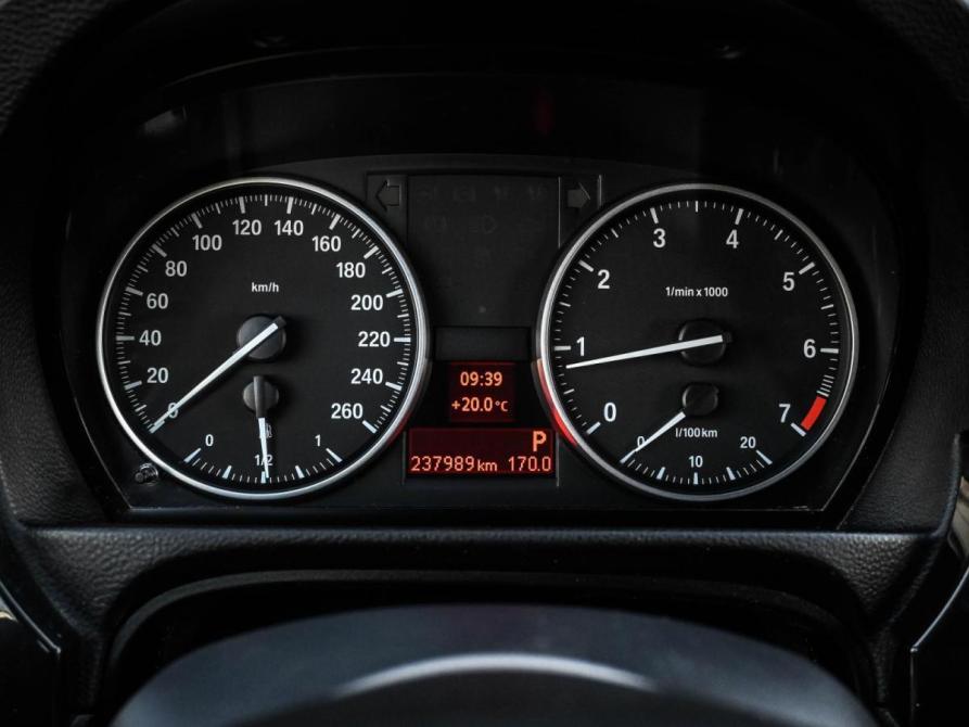 BMW 3 серии V (E90/E91/E92/E93) Рестайлинг Новороссийск  - изображение 12