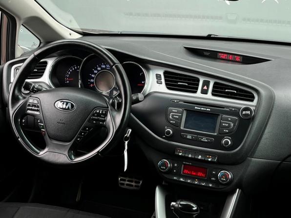 Kia Ceed II с пробегом 2014 года, цена 981 500 рублей, 170253 км, хэтчбек, Автокод Объявления