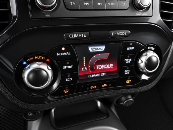 Nissan Juke I с пробегом 2011 года, цена 819 000 рублей, 237643 км, внедорожник, Автокод Объявления