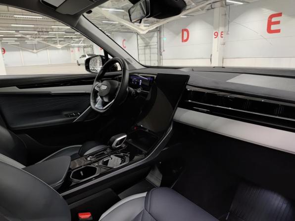 Geely Atlas II с пробегом 2023 года, цена 2 356 000 рублей, 91780 км, внедорожник, Автокод Объявления