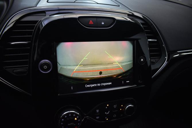 Renault Kaptur I Рестайлинг с пробегом 2021 года, цена 2 000 000 рублей, 38286 км, внедорожник, Автокод Объявления