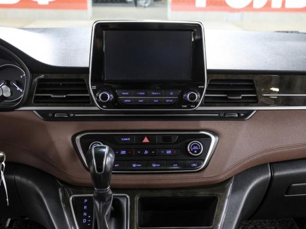 Hyundai Grand Starex I Рестайлинг 2 с пробегом 2018 года, цена 3 049 000 рублей, 187776 км, минивэн, Автокод Объявления