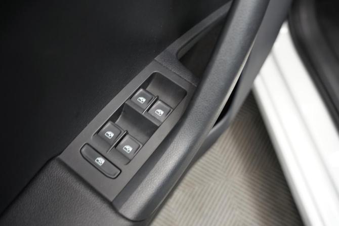Skoda Octavia III (A7) Рестайлинг с пробегом 2019 года, цена 2 490 000 рублей, 102946 км, лифтбек, Автокод Объявления