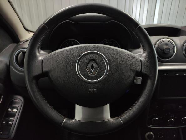 Renault Duster I с пробегом 2013 года, цена 990 000 рублей, 98000 км, внедорожник, Автокод Объявления