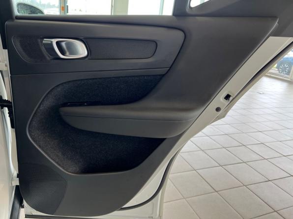 Volvo XC40 I с пробегом 2021 года, цена 3 235 000 рублей, 42431 км, внедорожник, Автокод Объявления