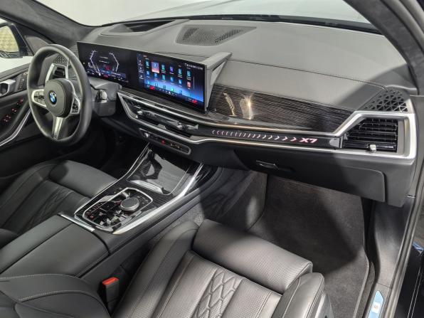 BMW X7 I (G07) Рестайлинг с пробегом 2025 года, цена 16 480 000 рублей, 4131 км, внедорожник, Автокод Объявления