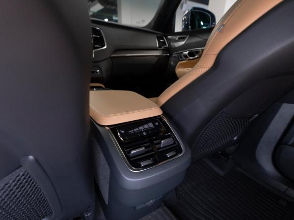 Volvo XC90 II Рестайлинг 1 с пробегом 2024 года, цена 7 830 000 рублей, 7465 км, внедорожник, Автокод Объявления
