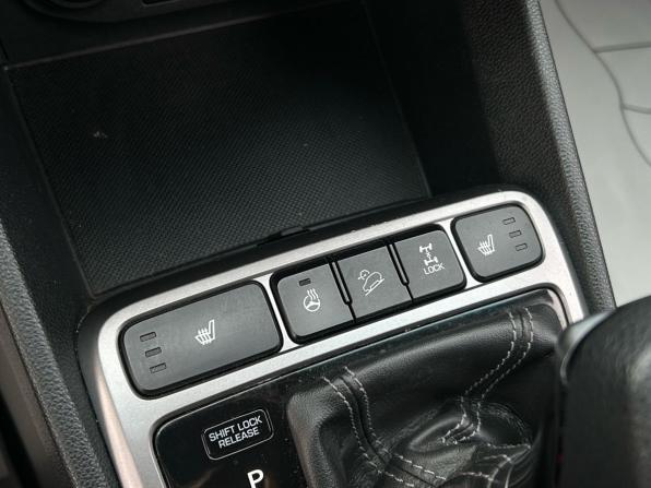 Hyundai Creta I с пробегом 2016 года, цена 1 620 000 рублей, 120701 км, внедорожник, Автокод Объявления