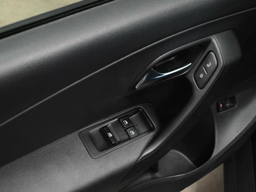 Volkswagen Polo V Рестайлинг Екатеринбург  - изображение 15