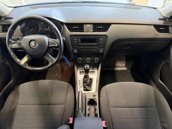 Skoda Octavia III (A7) с пробегом 2014 года, цена 915 000 рублей, 240000 км, лифтбек, Автокод Объявления
