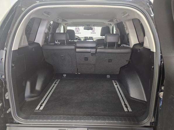 Toyota Land Cruiser Prado 150 Series Рестайлинг 1 с пробегом 2016 года, цена 3 921 000 рублей, 148154 км, внедорожник, Автокод Объявления