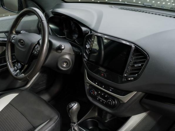 Lada (ВАЗ) Vesta I с пробегом 2021 года, цена 1 300 000 рублей, 41549 км, седан, Автокод Объявления