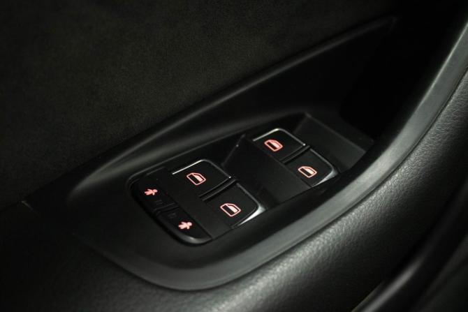 Audi A6 IV (C7) Рестайлинг с пробегом 2016 года, цена 2 499 000 рублей, 185953 км, седан, Автокод Объявления