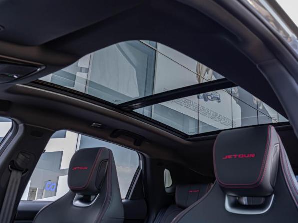 JETOUR DASHING I с пробегом 2023 года, цена 1 999 000 рублей, 30753 км, внедорожник, Автокод Объявления