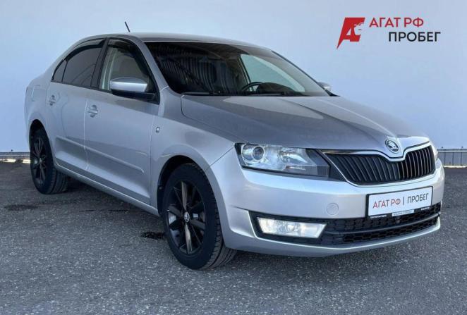 Skoda Rapid I с пробегом 2016 года, цена 935 000 рублей, 152293 км, лифтбек, Автокод Объявления