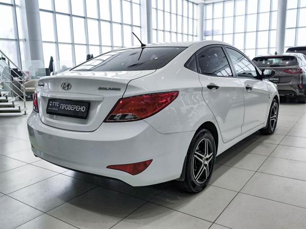 Hyundai Solaris I Рестайлинг с пробегом 2015 года, цена 899 000 рублей, 135180 км, седан, Автокод Объявления