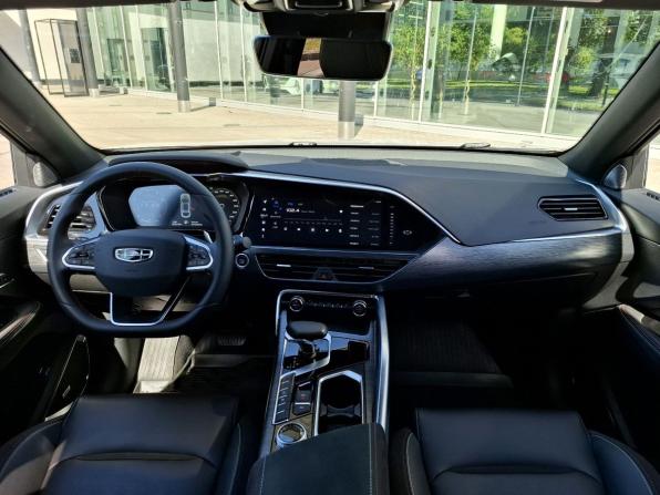 Geely Tugella I Рестайлинг с пробегом 2023 года, цена 2 790 000 рублей, 37595 км, внедорожник, Автокод Объявления