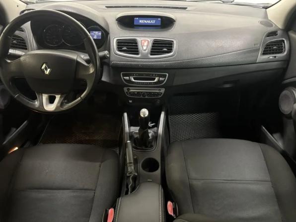 Renault Fluence I с пробегом 2010 года, цена 588 000 рублей, 246000 км, седан, Автокод Объявления