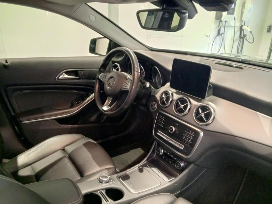 Mercedes-Benz GLA I (X156) Рестайлинг Москва  - изображение 12