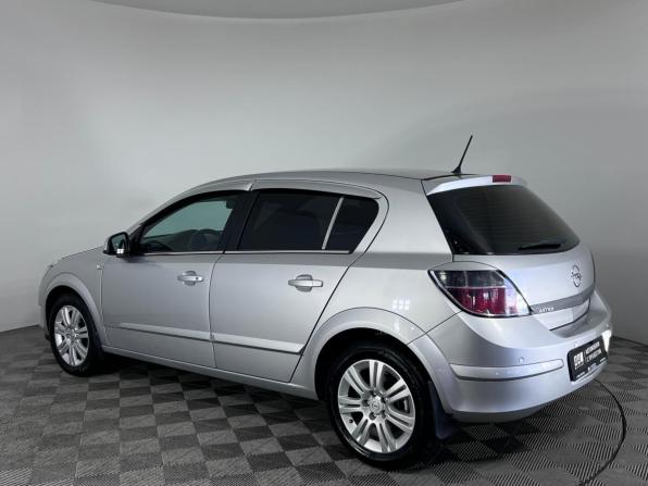 Opel Astra H Рестайлинг с пробегом 2011 года, цена 597 000 рублей, 162356 км, хэтчбек, Автокод Объявления