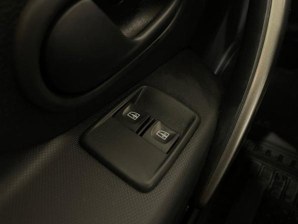 Renault Sandero II с пробегом 2015 года, цена 875 000 рублей, 98218 км, хэтчбек, Автокод Объявления
