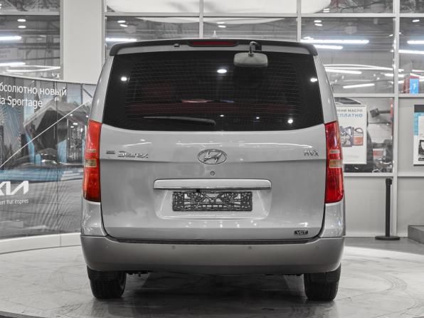 Hyundai Grand Starex I с пробегом 2011 года, цена 1 529 000 рублей, 168300 км, минивэн, Автокод Объявления