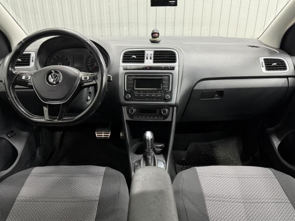 Volkswagen Polo V Рестайлинг с пробегом 2016 года, цена 1 068 000 рублей, 197331 км, седан, Автокод Объявления