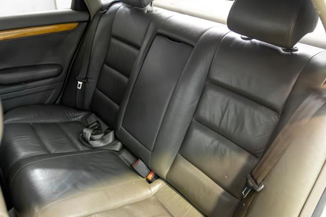 Audi A4 II (B6) с пробегом 2002 года, цена 348 000 рублей, 350000 км, седан, Автокод Объявления