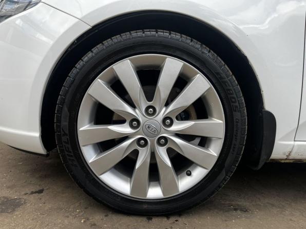 Kia Cerato II с пробегом 2011 года, цена 768 000 рублей, 281000 км, седан, Автокод Объявления