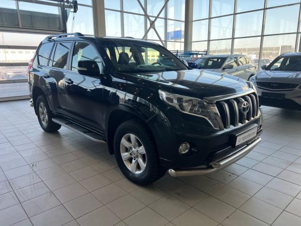 Toyota Land Cruiser Prado 150 Series Рестайлинг 1 с пробегом 2017 года, цена 4 130 900 рублей, 188000 км, внедорожник, Автокод Объявления