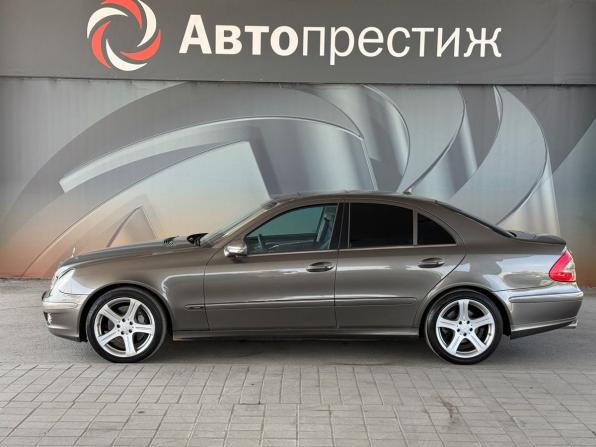 Mercedes-Benz E-Класс III (W211 S211) Рестайлинг с пробегом 2008 года, цена 900 000 рублей, 246054 км, седан, Автокод Объявления