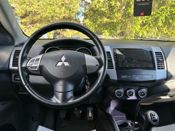 Mitsubishi Outlander II Рестайлинг с пробегом 2012 года, цена 879 000 рублей, 224491 км, внедорожник, Автокод Объявления