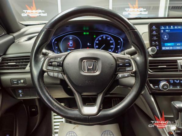 Honda Accord X Рестайлинг с пробегом 2022 года, цена 2 690 000 рублей, 69950 км, седан, Автокод Объявления