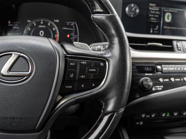 Lexus ES VII с пробегом 2018 года, цена 3 120 000 рублей, 137486 км, седан, Автокод Объявления